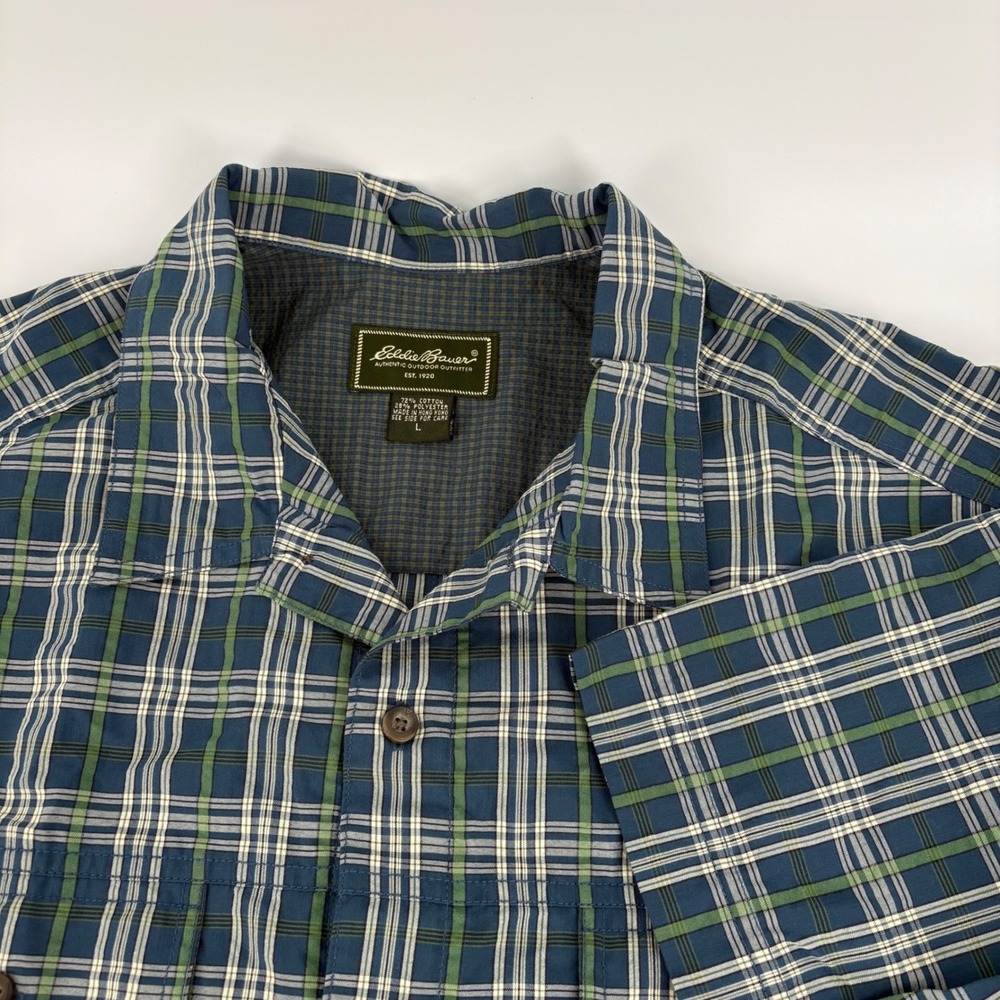 Eddie Bauer Mens Short Sleeve Plaid Button Up Shirt Blue Green L 12401487